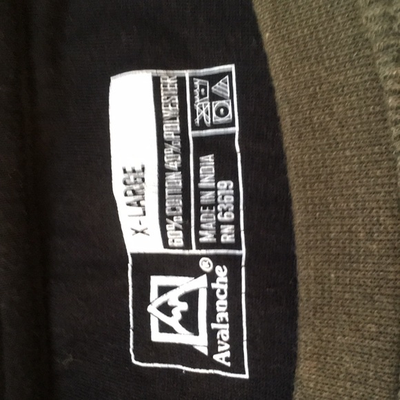 Olive green Avalanche thermal shirt, size extra large. - Picture 4 of 5